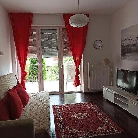 Апартаменти Cool & Pool Apartman Балатонфюред Екстер'єр фото